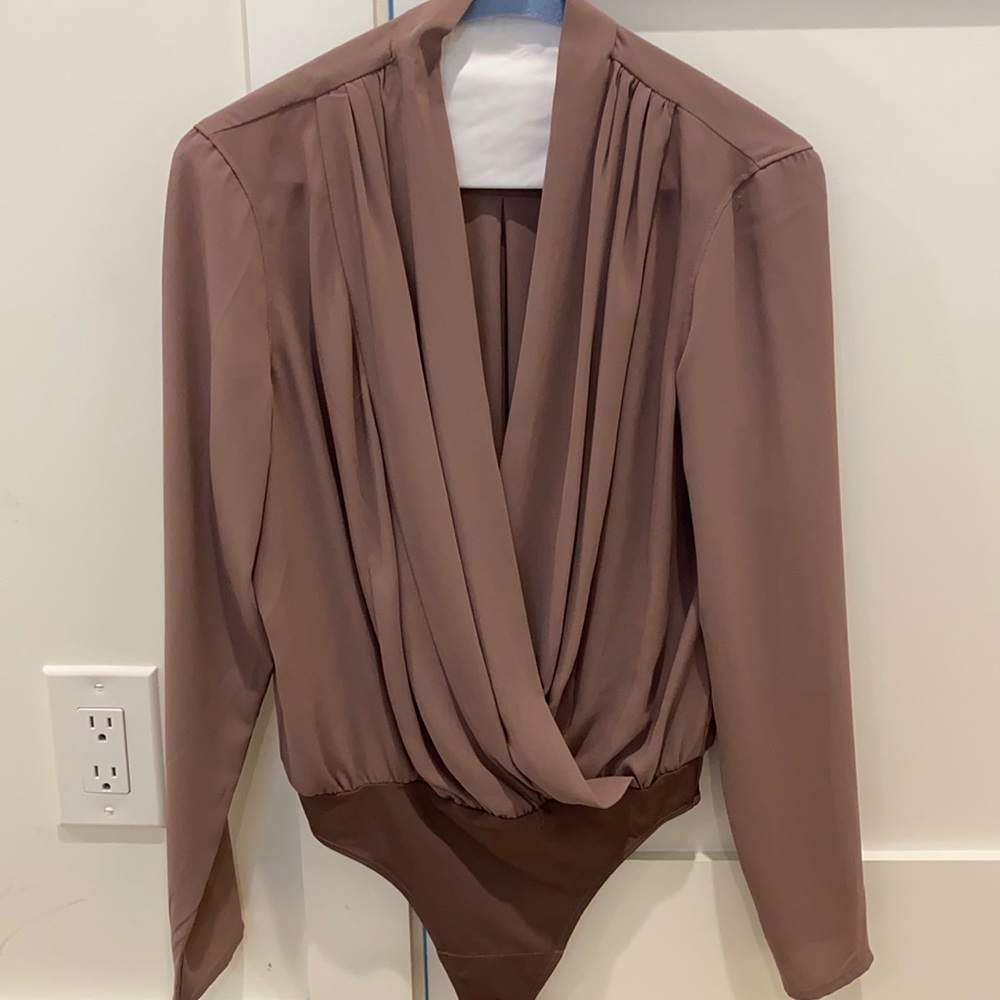Aritzia babaton bodysuit— polyester long sleeve
